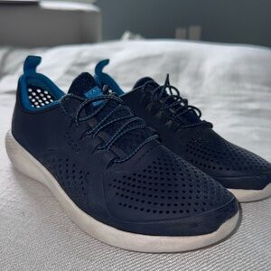 CROCS Blue LITE RIDE sneaker